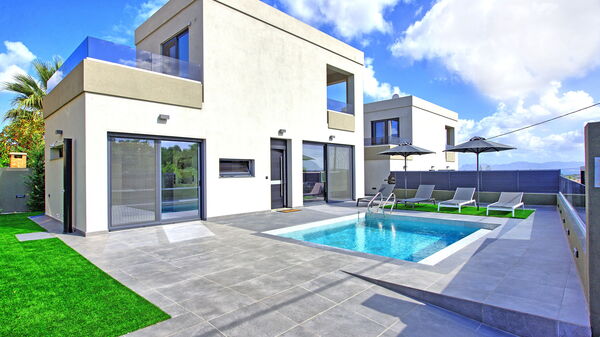 Villa Maripol: all'aperto, Esterni, Giardino, Piscina