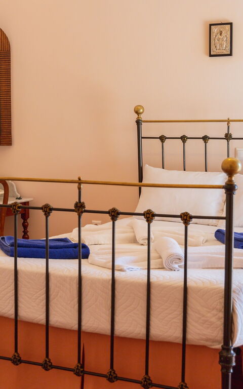 Villa Dinos: Camera da letto