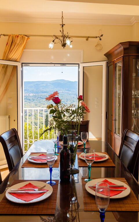 Villa Dinos: Sala da pranzo