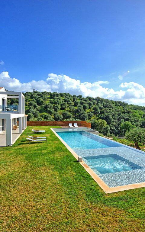 Villa Ebellina: Piscina