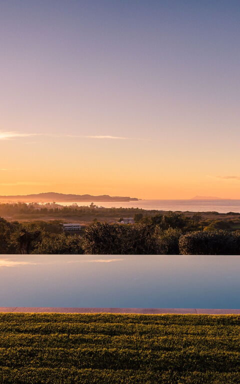 Villa Ebellina: Piscina, Vista Panoramica