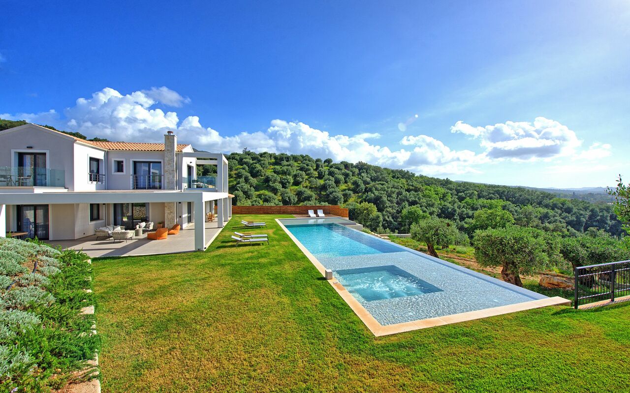 Villa Ebellina: Piscina