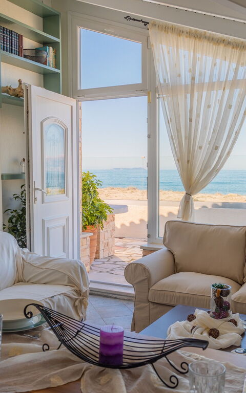 Beach Villa Athanasia: Soggiorno