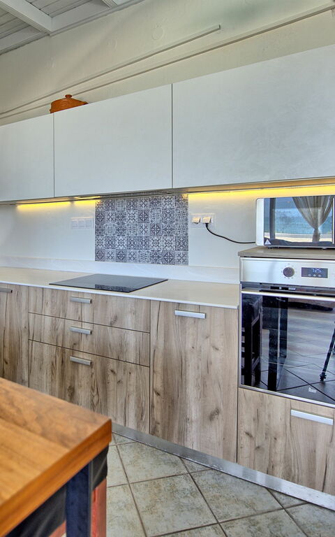 Beach Villa Athanasia: Cucina