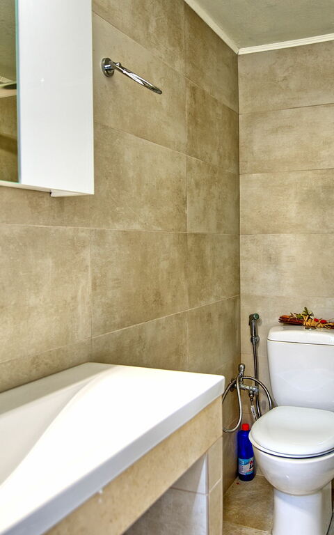 Beach Villa Athanasia: Bagno