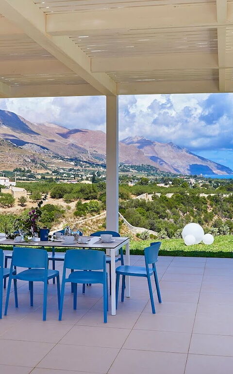 Villa Etesiae: all'aperto