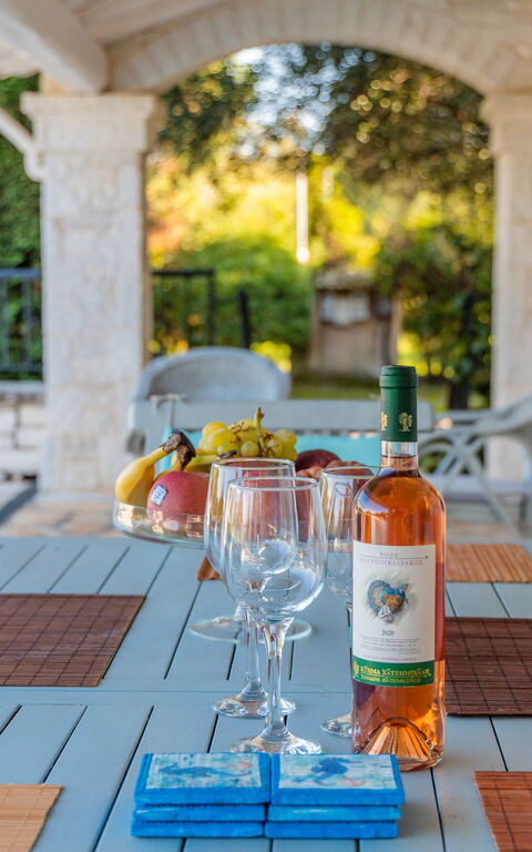 Villa Dimitris: all'aperto