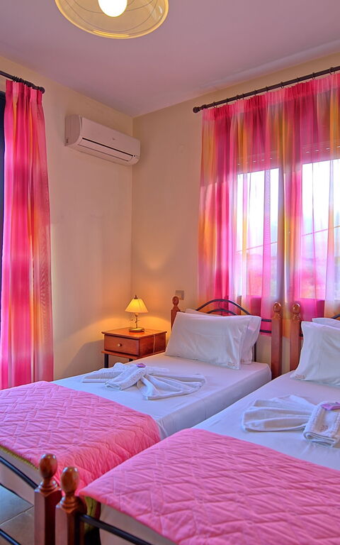 Villa Koules: Camera da letto