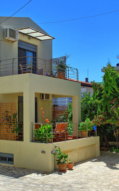 Houses By The Sea: all'aperto, Esterni