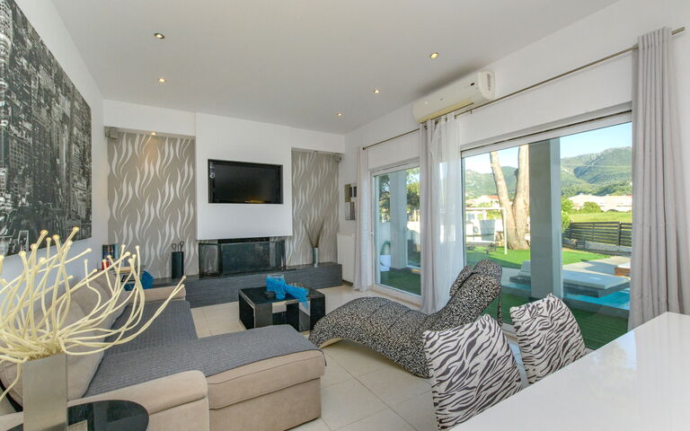 Beach Villa Christina