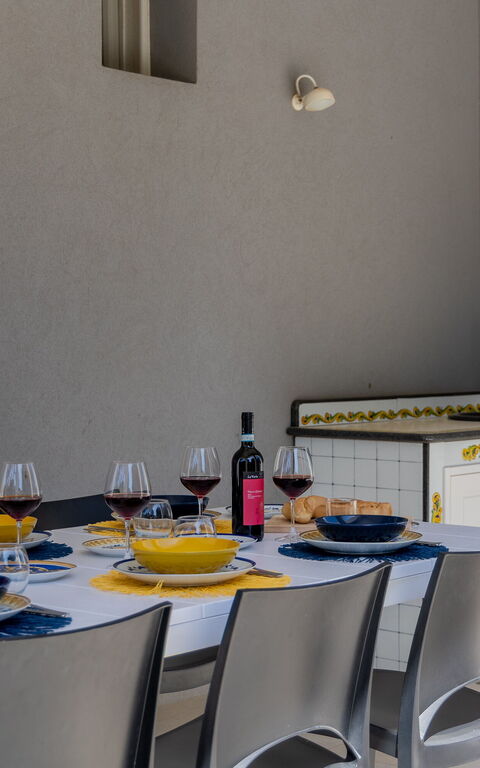 Nerodavola: all'aperto, Balcone / Terrazza / Patio, Esterni