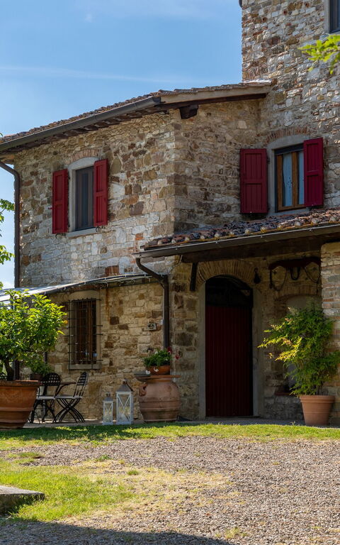 San Guido: all'aperto, Esterni