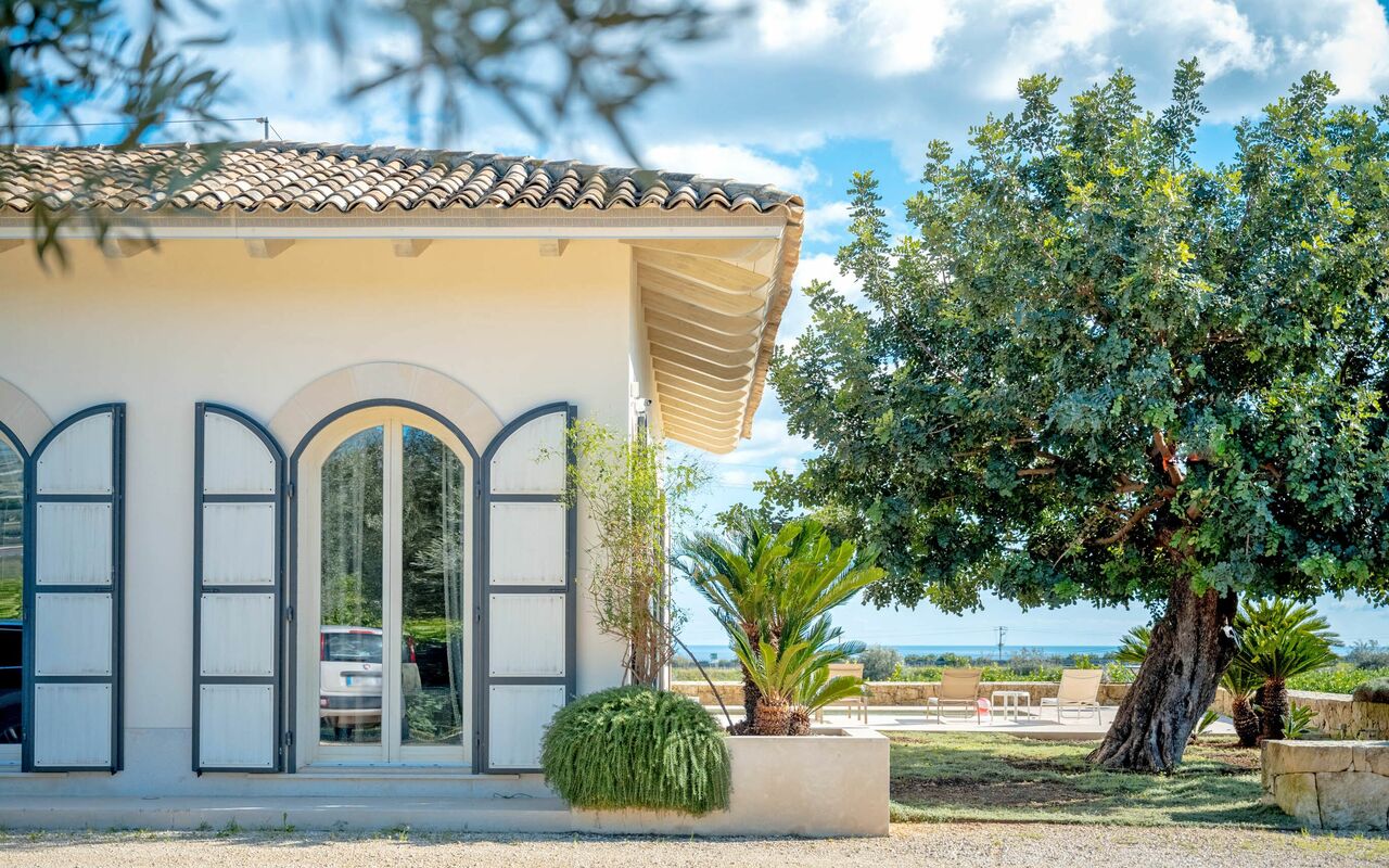 Tenuta Olearum: Esterni, Giardino