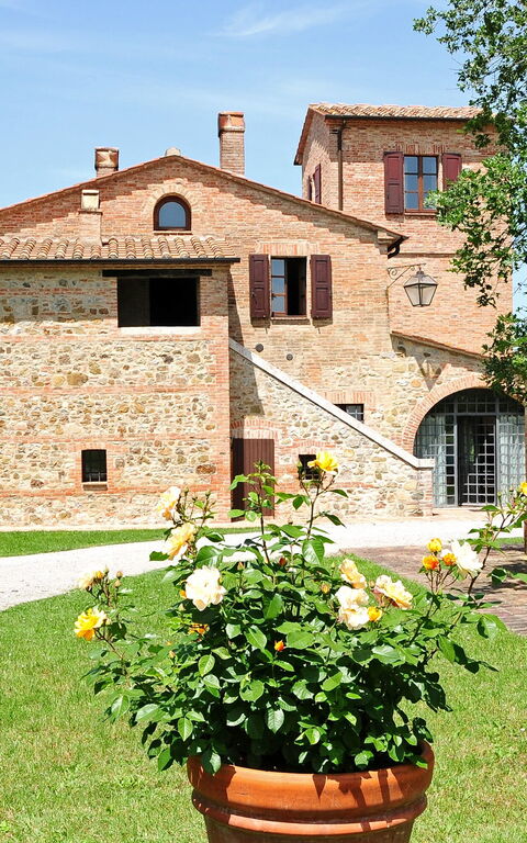 Casale Chieteno: all'aperto, Estate, Giardino