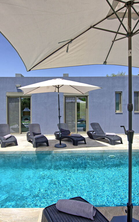 Villa Ampela: all'aperto, Piscina