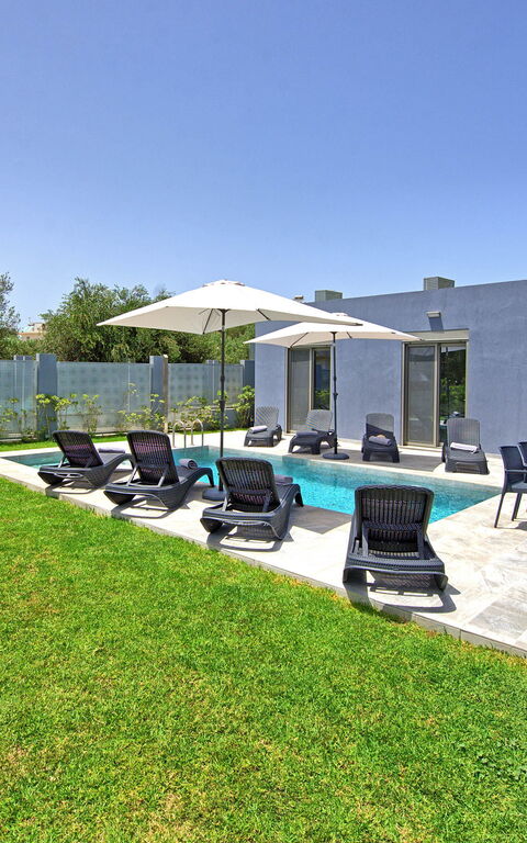 Villa Ampela: all'aperto, Giardino