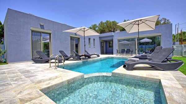 Villa Ampela: all'aperto, Estate, Piscina