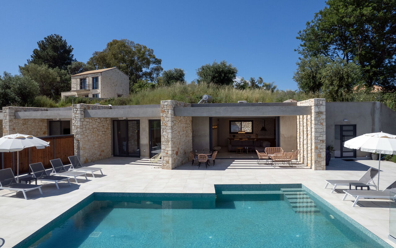 Villa Serapias: all'aperto, Esterni, Piscina