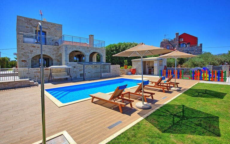 Villa Despanto: all'aperto, Giardino, Piscina