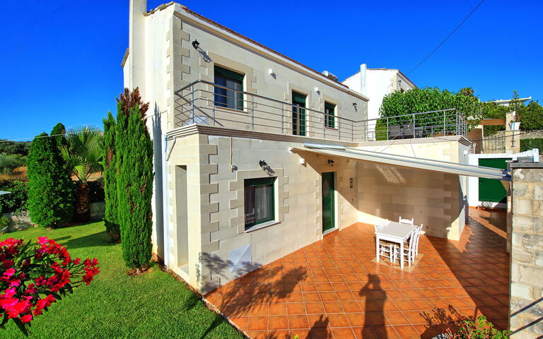 Villa Politini: Esterni, Giardino