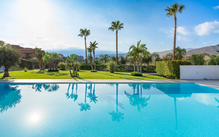 Villa Greta: Giardino, Piscina, Vista Panoramica