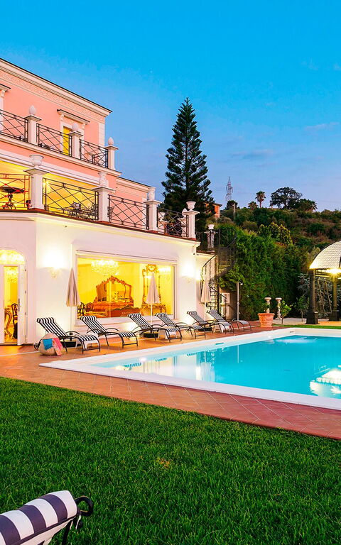 Villa Estella: all'aperto, Giardino, Piscina