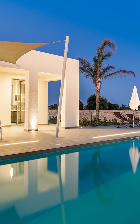 Villa Nica: Balcone / Terrazza / Patio, Esterni, Piscina