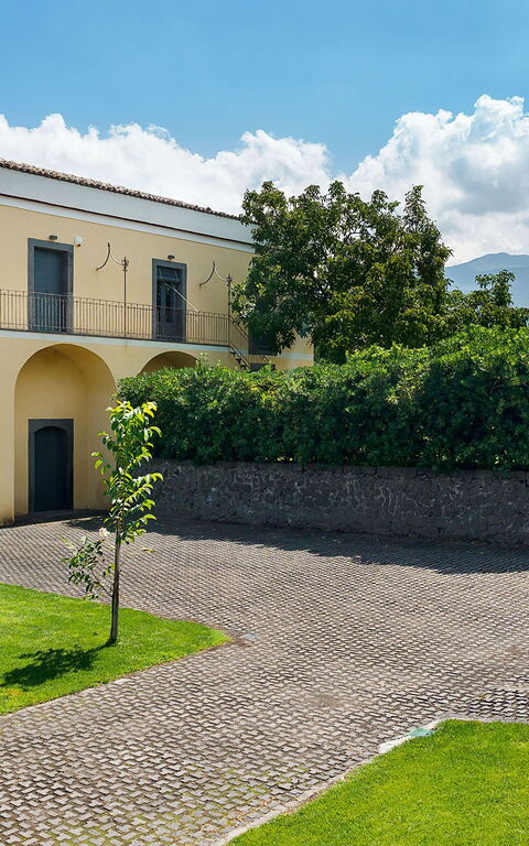 Villa Nerello: all'aperto