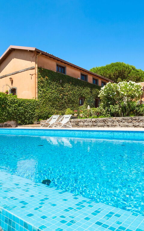 Villa Palmento Rosa: all'aperto, Estate, Esterni, Piscina, Primavera