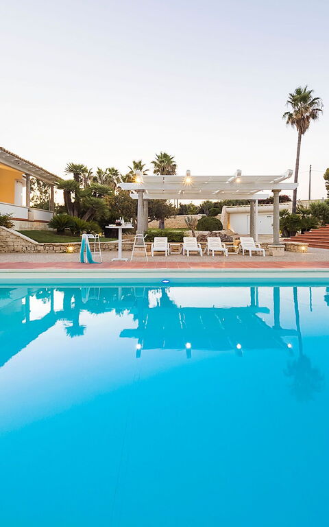 Villa Maya: all'aperto, Piscina