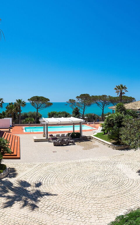 Villa Maya: all'aperto