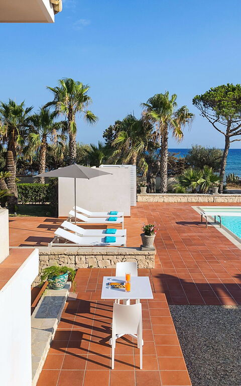 Villa Maya: all'aperto, Balcone / Terrazza / Patio, Piscina