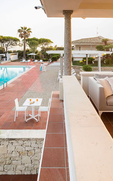 Villa Maya: Balcone / Terrazza / Patio, Piscina