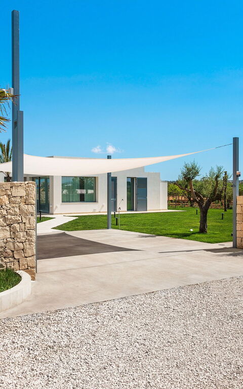 Villa Mia: all'aperto, Entrata Principale