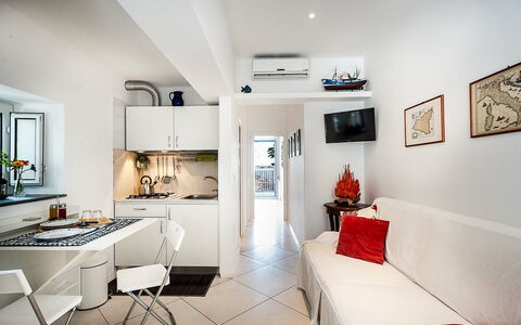 Alloggio Conchiglia: Cucina, Sala da pranzo, Soggiorno