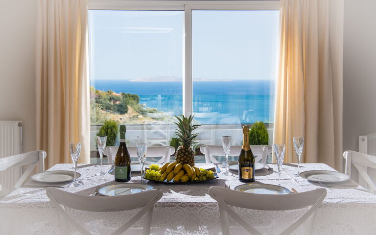 Villa Artemis: Sala da pranzo, Vista Panoramica