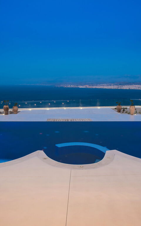 Villa Santor: Piscina, Vista Panoramica