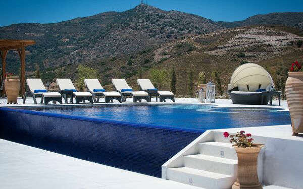 Villa Santor: Piscina