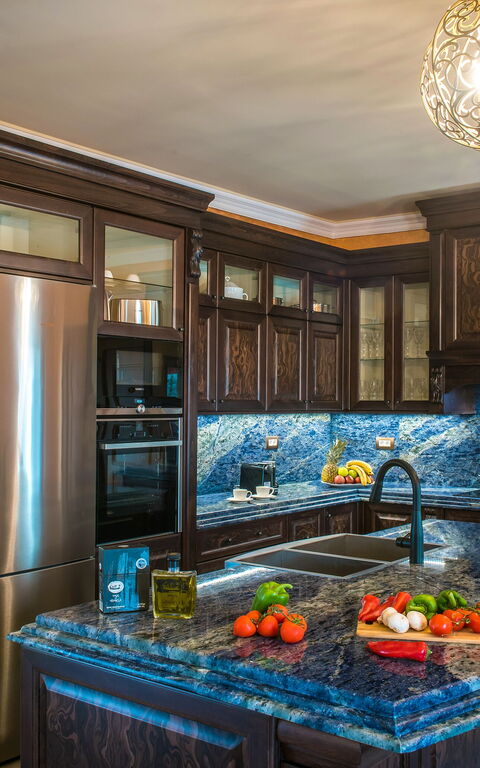 Villa Kalliste: Cucina, Sala da pranzo