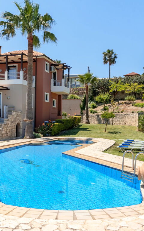 Villa Myrtia: Esterni, Piscina