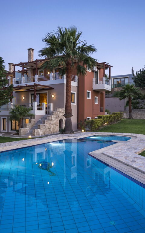 Villa Myrtia: Piscina, Vista Panoramica