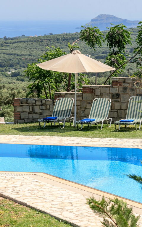 Villa Kissos: Estate, Piscina, Vista Panoramica