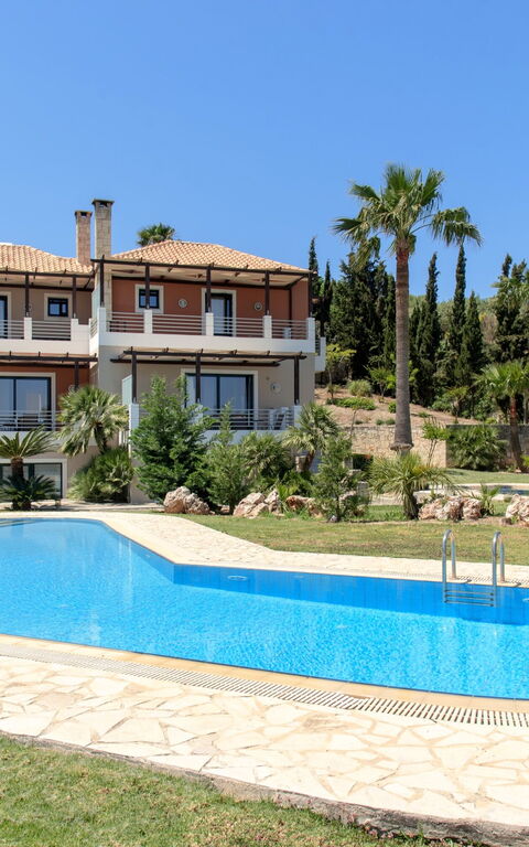 Villa Kissos: Estate, Piscina