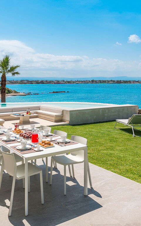 Villa Artemare: all'aperto, Esterni, Giardino, Piscina, Vista Panoramica