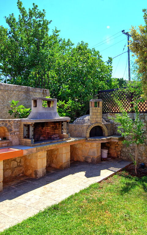Villa Rodanthi: all'aperto, Balcone / Terrazza / Patio, Caratteristiche, Giardino