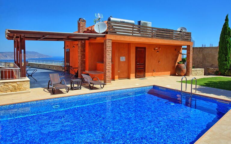 Villa Rodanthi: Piscina