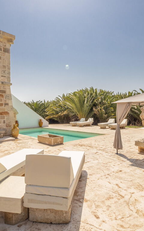 Villa Turris: Balcone / Terrazza / Patio, Piscina