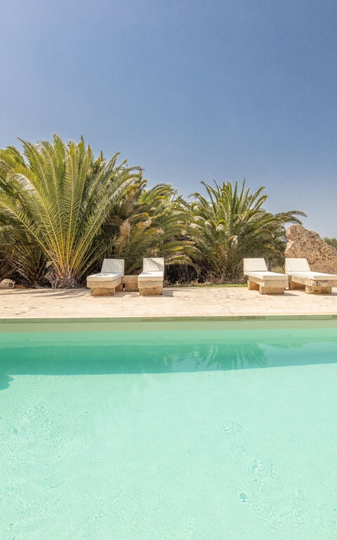 Villa Turris: Piscina