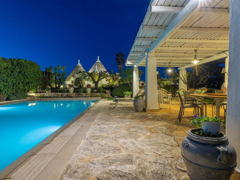 Trullo Patricia Pool