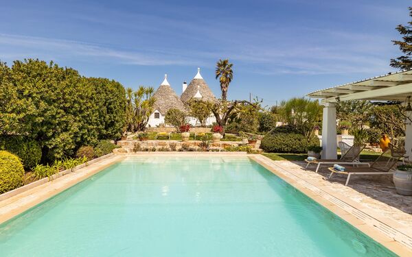 Trullo Patricia Pool: all'aperto, Giardino, Piscina